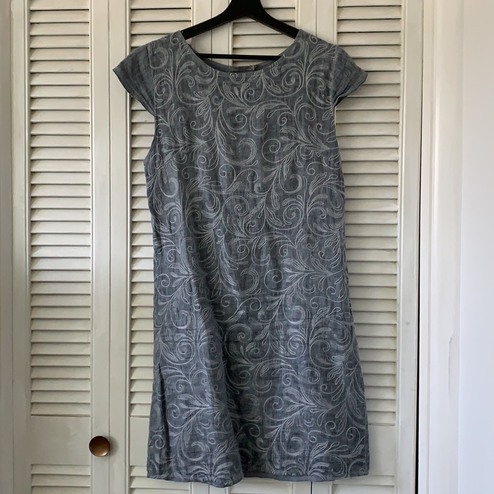 Linen embroidered dress